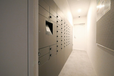 【その他共用部分】 | レジュールアッシュ谷町四丁目グランクラス | 宅配ボックスです