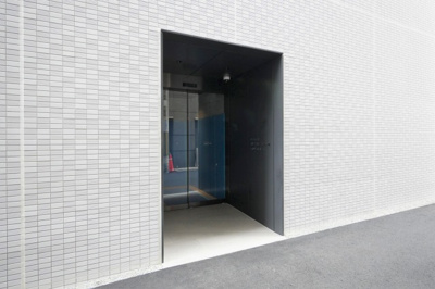 【エントランス】 | レジュールアッシュ谷町四丁目グランクラス | 毎日通るエントランスはこのようになっています