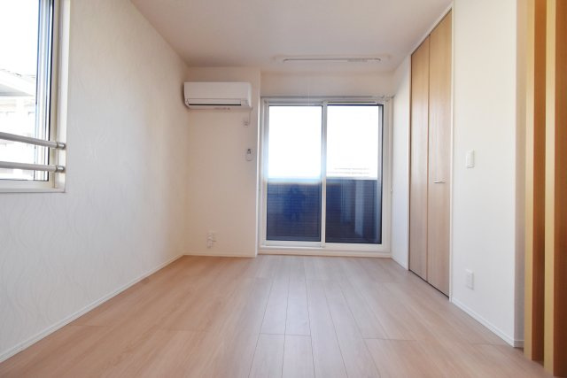 ヴェラブランカの洋室