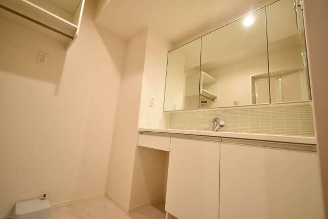 ヴェラブランカの独立洗面台