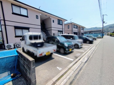 【駐車場】 | メゾンドリーム