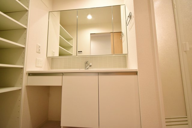 ヴェラブランカの独立洗面台