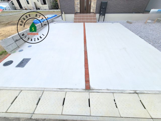 パティオニュータウン月見ヶ丘（5号棟）の駐車場|駐車場になります。