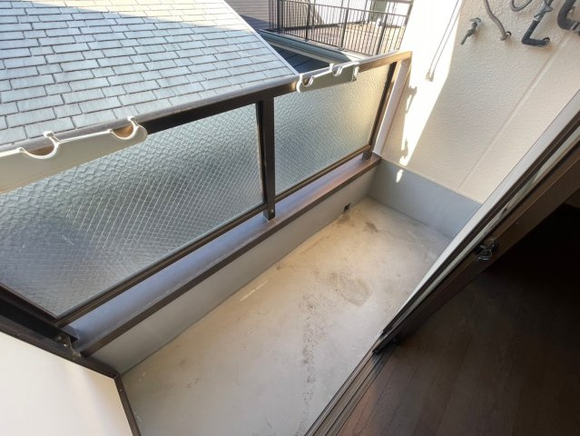 【バルコニー】