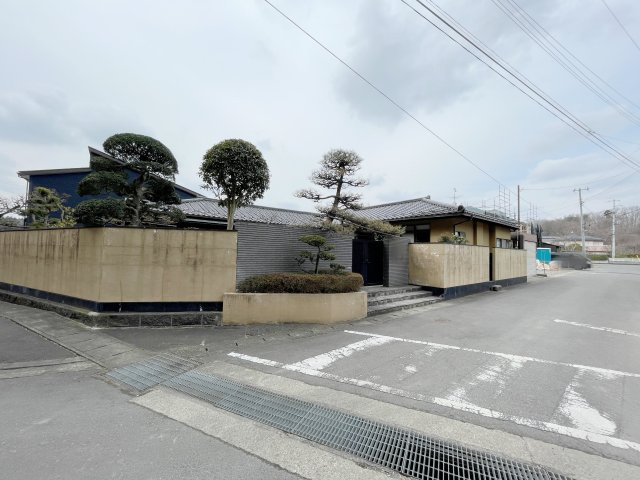 白河市泉田袖ヶ久保　平屋建て　小田川小・東北中の外観