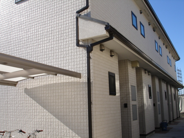 府中市朝日町１丁目のアパートの外観