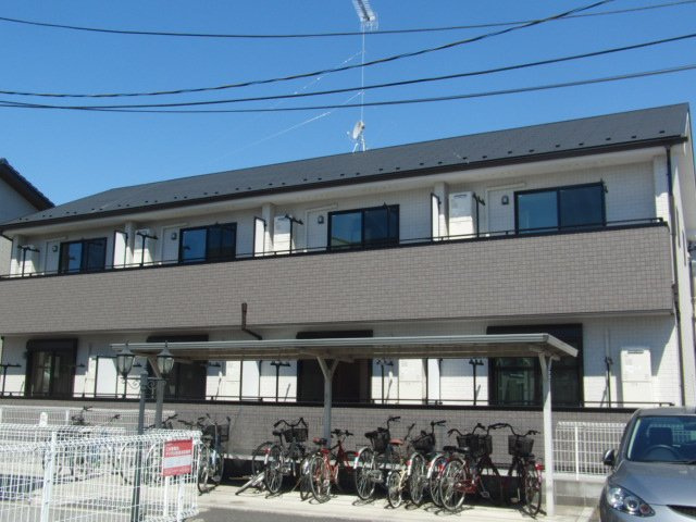 府中市朝日町１丁目のアパートの外観
