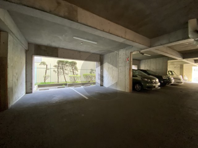 コーポおくだの駐車場