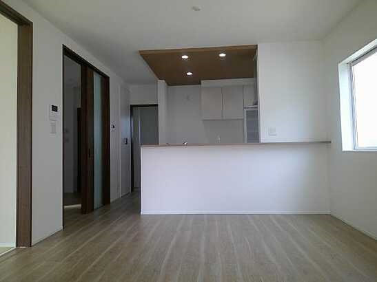 【居間・リビング】