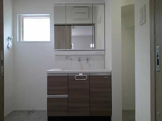 【独立洗面台】