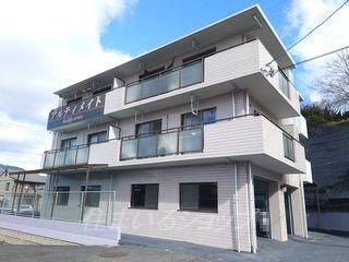 広島市安佐北区落合南１丁目の賃貸マンションの外観