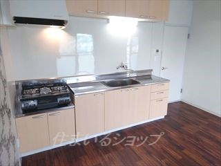 広島市安佐北区落合南１丁目の賃貸マンションのキッチン|２口ガスコンロ（新品）付き