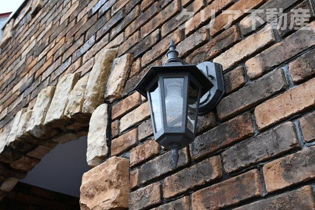 【外観】 | 桐生市相生町五丁目　中古住宅 | オシャレなポーチライト