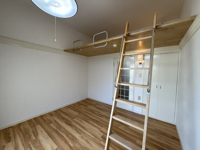 メゾン・ド・ＫＹ西飾磨の居間・リビング