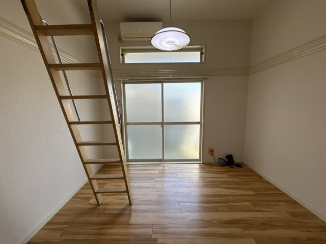 メゾン・ド・ＫＹ西飾磨の寝室