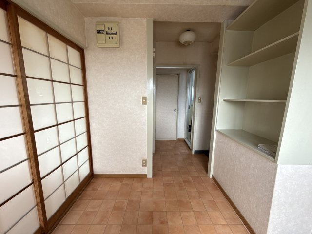 野里マンションの居間・リビング