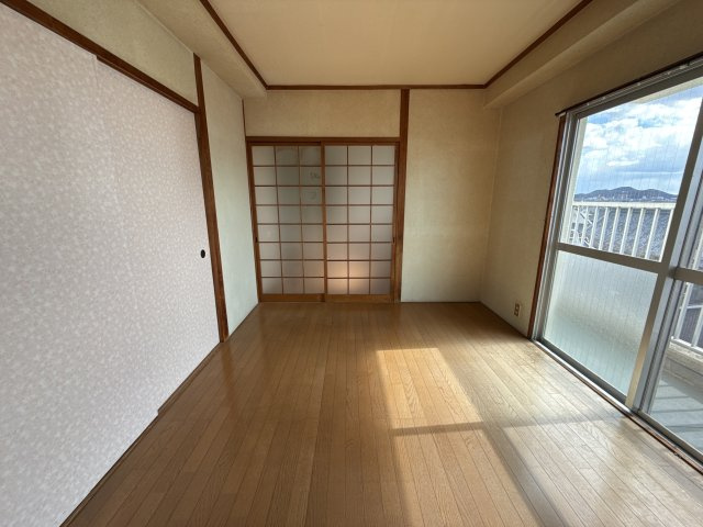 野里マンションの寝室