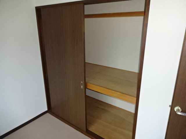 ハイツ・ルミエールの収納