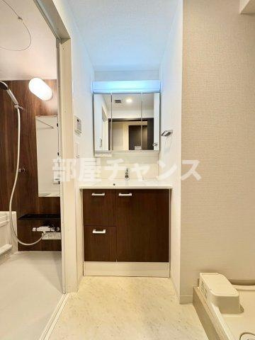 エステムコート名古屋新栄Ⅱアリーナの独立洗面台