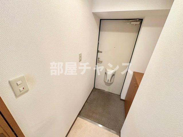 リヴシティ金山の玄関