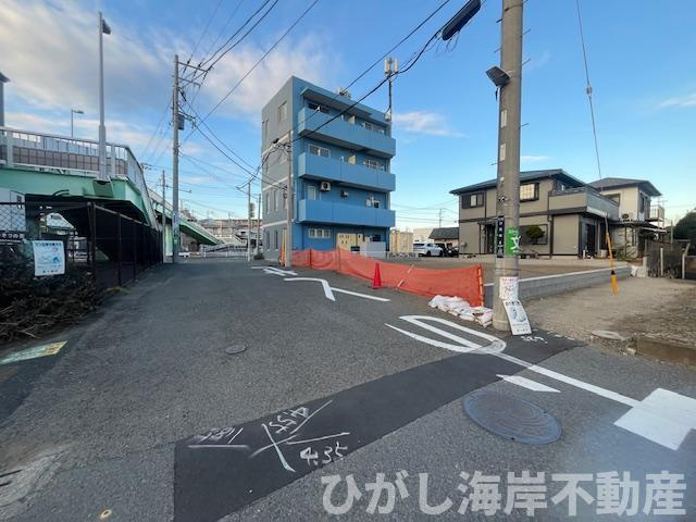 茅ヶ崎市汐見台売地　全2区画の前面道路含む現地写真|現地外観