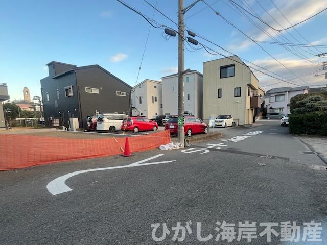 茅ヶ崎市汐見台売地　全2区画の前面道路含む現地写真|現地外観
