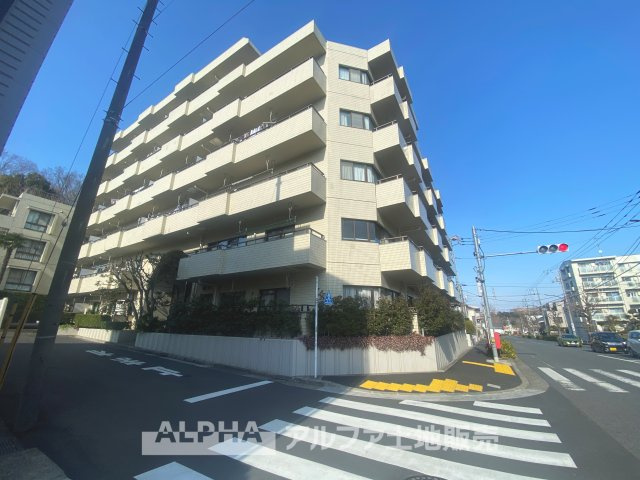 プロスペアー多摩中央公園の外観