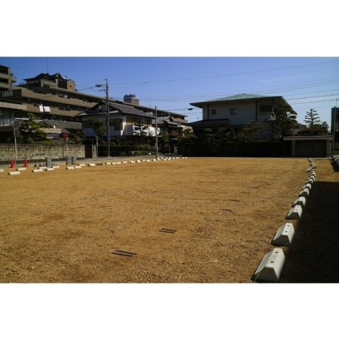 岐阜市清の駐車場の駐車場