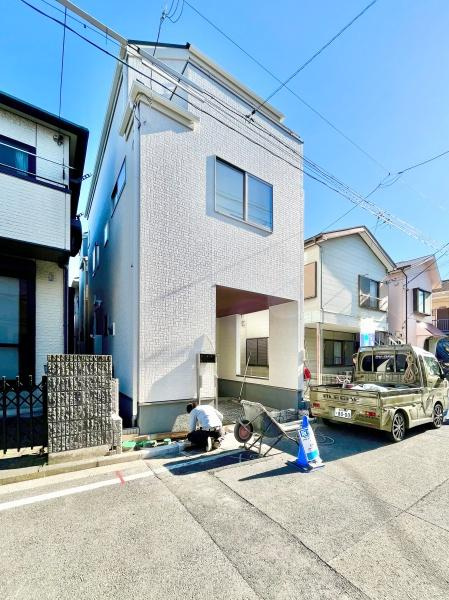 横浜市鶴見区汐入町３丁目の新築一戸建の前面道路含む現地写真|周辺環境も合わせてご案内させて頂きます！
お気軽にお問い合わせ下さい！