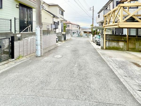 横浜市戸塚区柏尾町の中古一戸建の前面道路含む現地写真|周辺環境も合わせてご案内させて頂きます！
お気軽にお問い合わせ下さい！