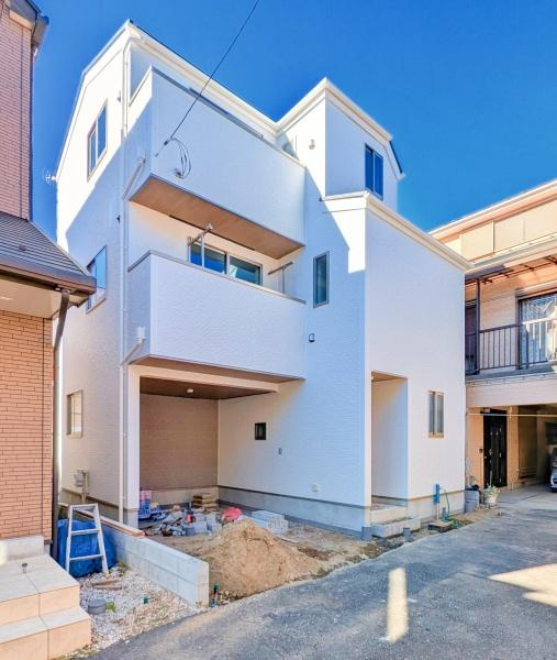 横浜市鶴見区東寺尾１丁目の新築一戸建の外観|周辺は生活利便施設が点在しています。
是非一度、現地へお越しください！
ご自宅までの送迎も可能です！