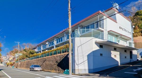 横浜市磯子区森が丘１丁目の中古マンションの外観|周辺は落ち着いた街並み。
是非一度、現地へお越しください。
