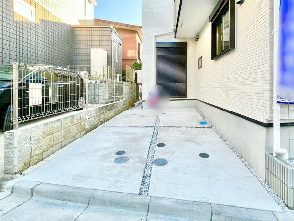 横浜市都筑区川和町の新築一戸建の駐車場|駐車スペースあり