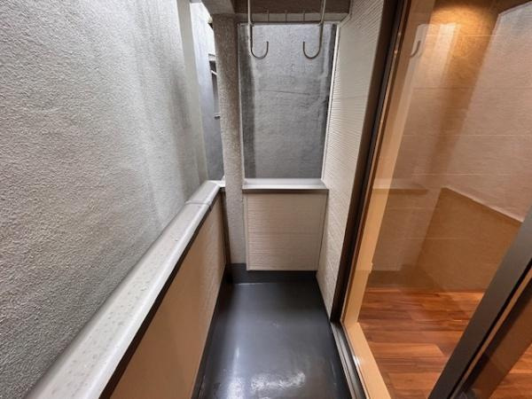 【バルコニー】