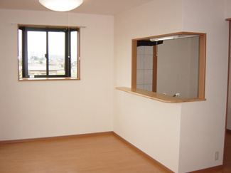 【居間・リビング】 | イースト　ステージ | リビング