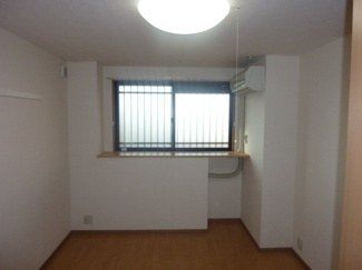 【内装】 | イースト　ステージ | 洋室