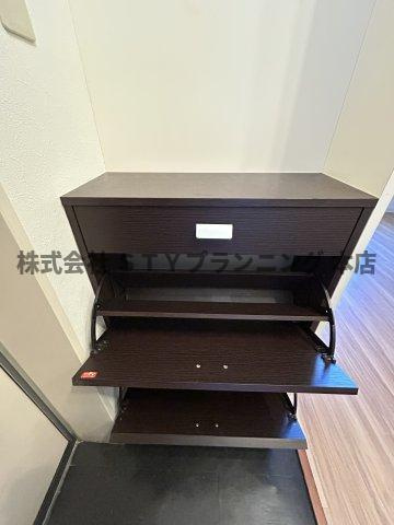 仲介手数料０円！リンデンバウムJ6 A棟の収納