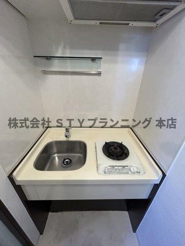 仲介手数料０円！リンデンバウムJ6 A棟のキッチン