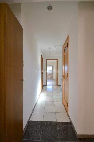 ＥＮＩＳＨＵ己斐本町の玄関