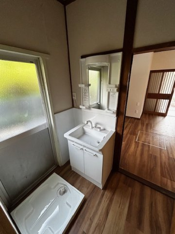 【独立洗面台】