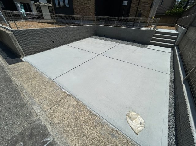 神戸市西区桜が丘東町　第１期　新築一戸建ての駐車場|駐車スペース！散水栓があるので、こまめに愛車を洗えます！