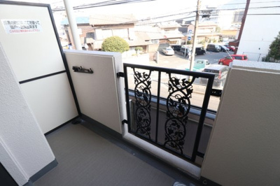 【バルコニー】 | ベルメゾン三郎丸
