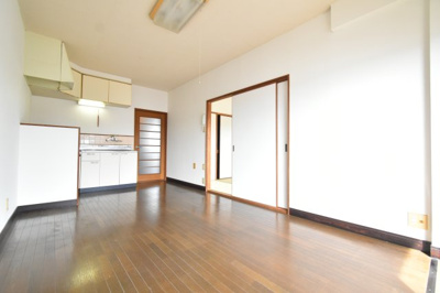 【居間・リビング】 | アーニーハイツ