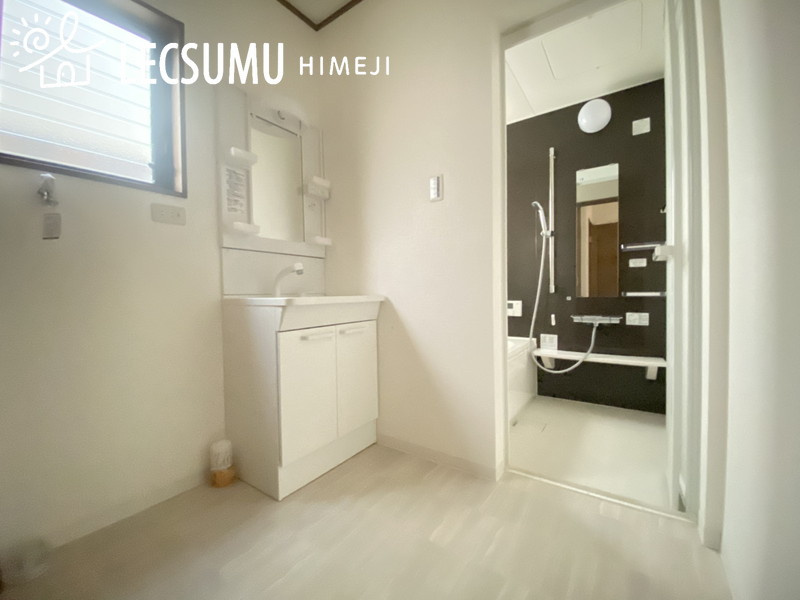 姫路市飾磨区今在家2丁目/中古戸建の独立洗面台