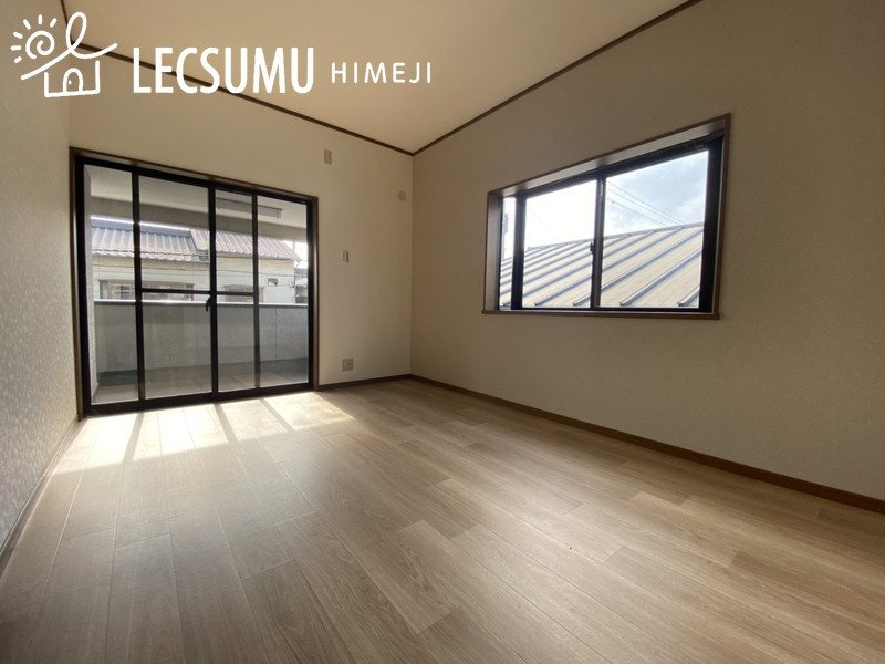 姫路市飾磨区今在家2丁目/中古戸建の寝室