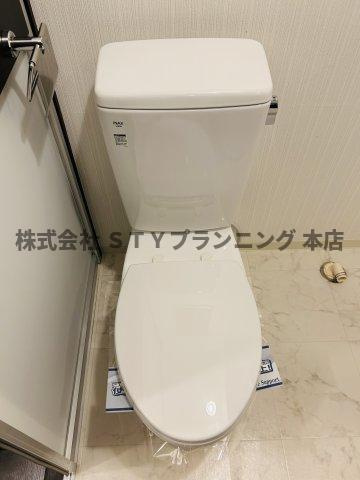 仲介手数料０円！リンデンバウムJ6 B棟のトイレ