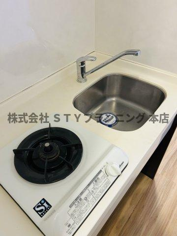 仲介手数料０円！リンデンバウムJ6 B棟のキッチン