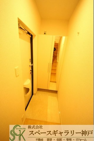 イヴワール　アカシの玄関|※お部屋により仕様が異なる場合があります※