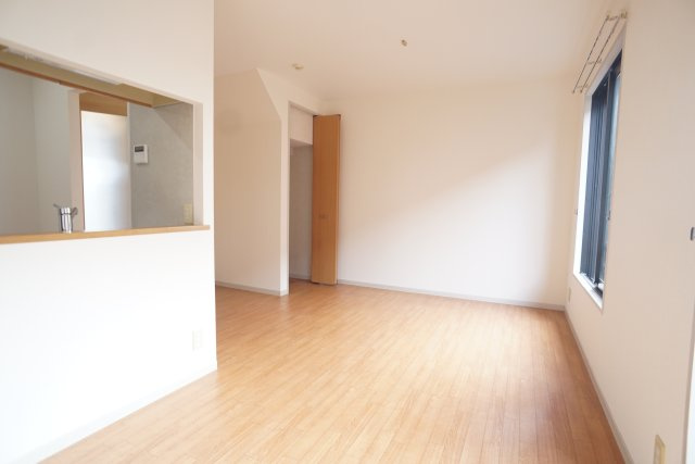 すみれテラスAの居間・リビング