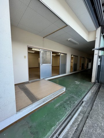 足立区弘道１丁目の倉庫の外観